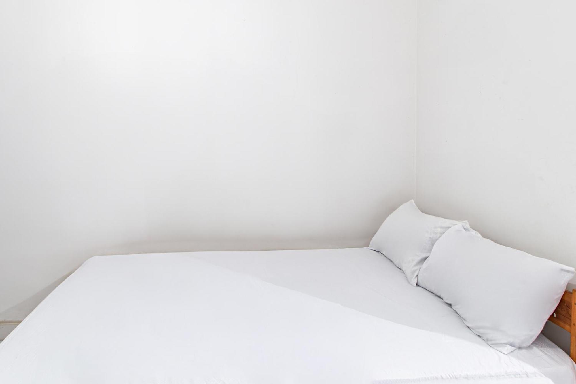 Oyo Life 93504 Kost Krisna Hotel Temukus Buitenkant foto